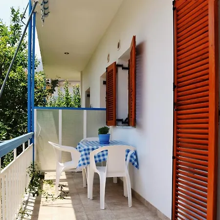 Daire 2 Space - Selfcatering Helen No 7